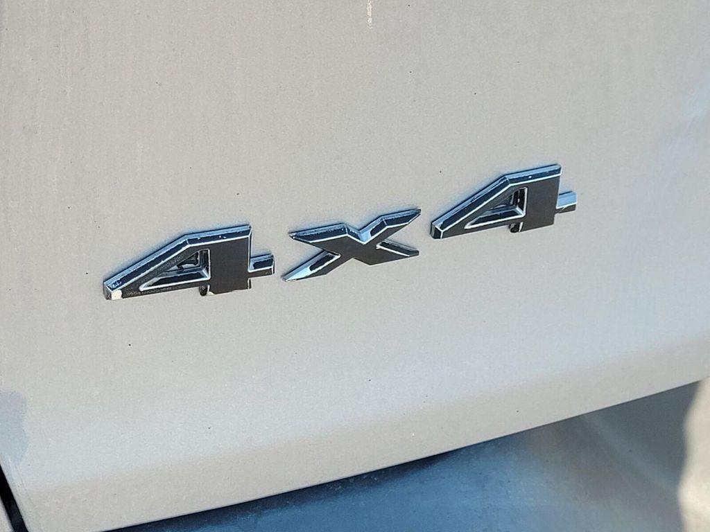used 2018 Jeep Cherokee car, priced at $14,995