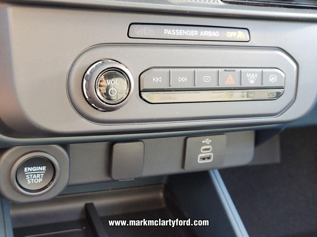 new 2025 Ford Maverick car, priced at $33,061