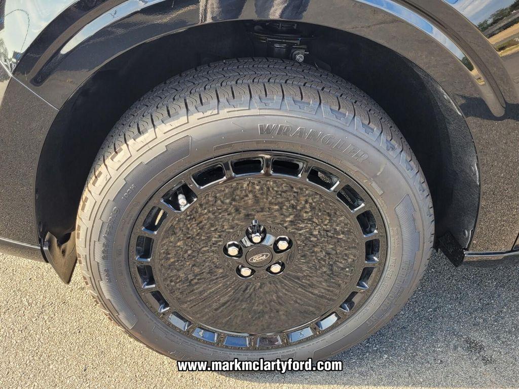new 2025 Ford Maverick car, priced at $33,061