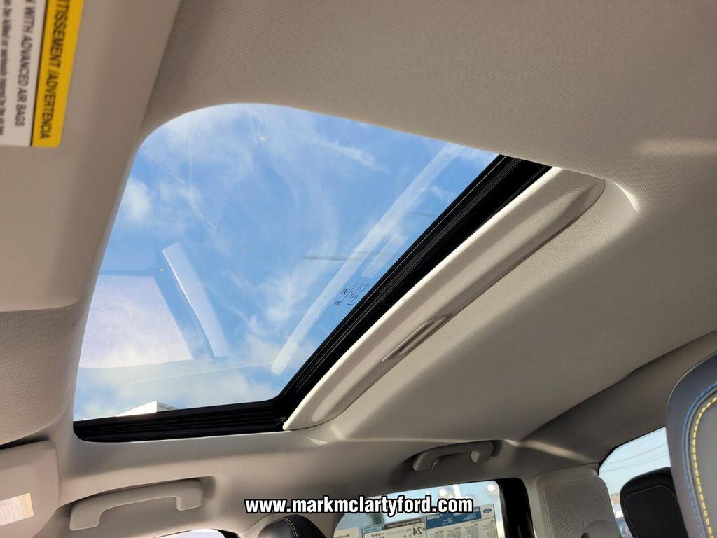 new 2025 Ford Maverick car, priced at $33,061