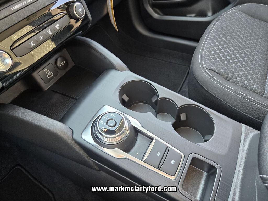 new 2026 Ford Escape car, priced at $27,638