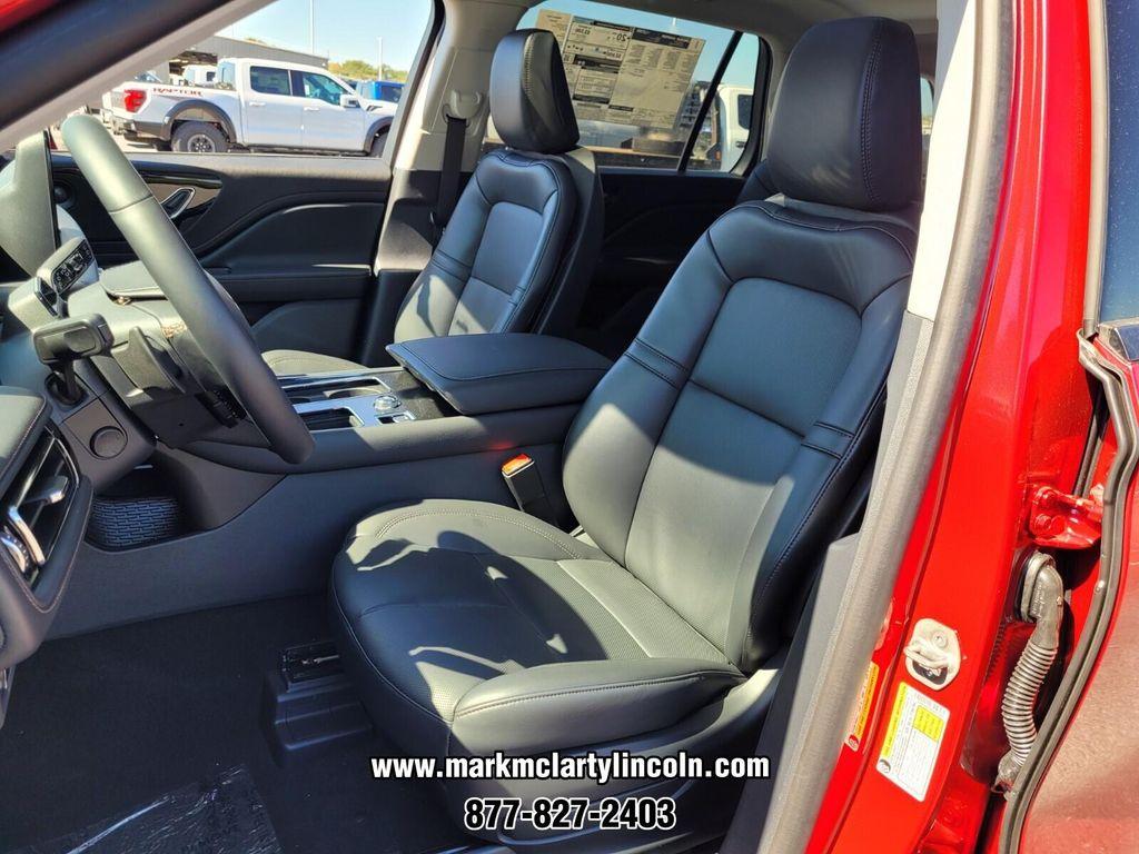 new 2025 Lincoln Aviator car, priced at $67,385