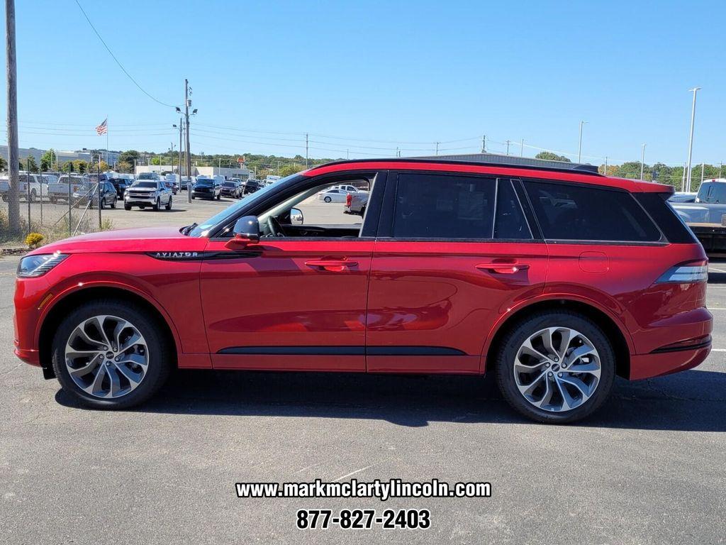 new 2025 Lincoln Aviator car, priced at $67,385