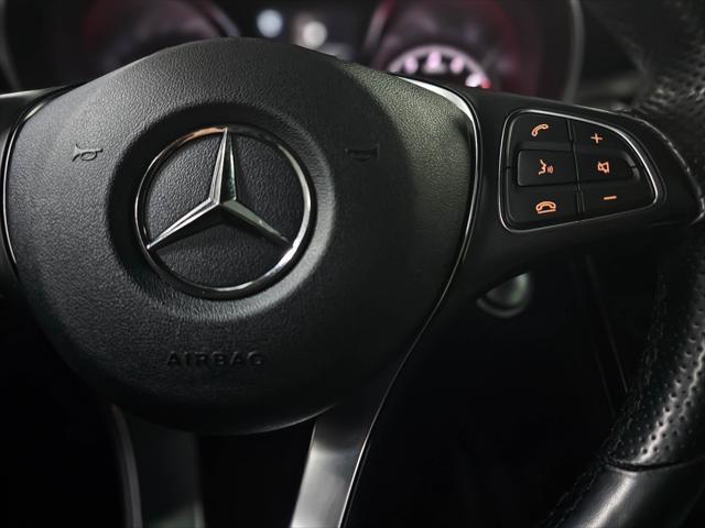 used 2018 Mercedes-Benz GLC 300 car