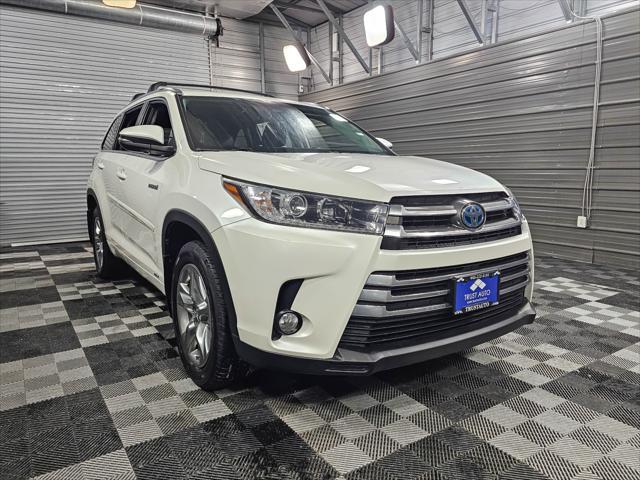 used 2018 Toyota Highlander Hybrid car, priced at $28,595