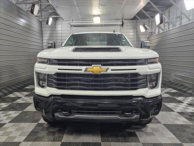 used 2024 Chevrolet Silverado 2500 car, priced at $50,295