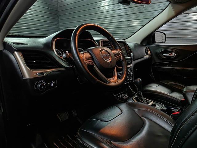used 2015 Jeep Cherokee car, priced at $16,795