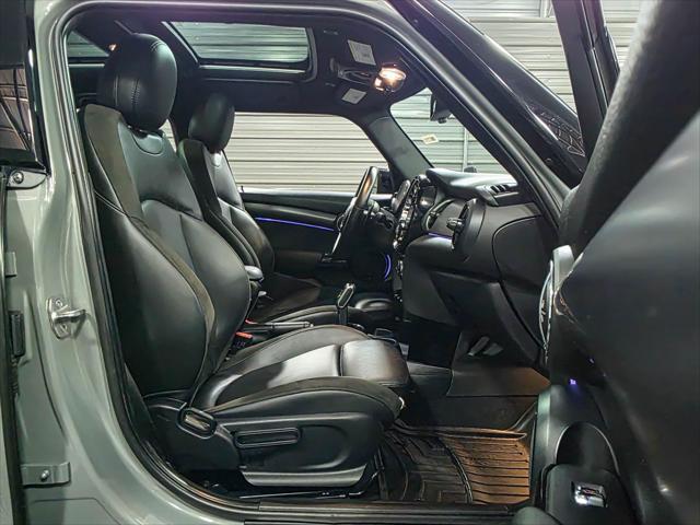 used 2022 MINI Hardtop car, priced at $22,795