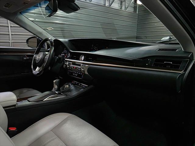 used 2017 Lexus ES 350 car, priced at $24,295
