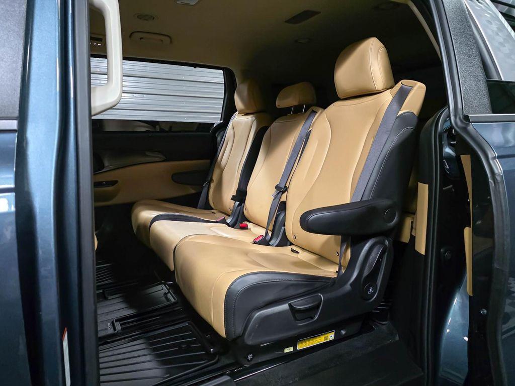 used 2024 Kia Carnival car, priced at $32,995