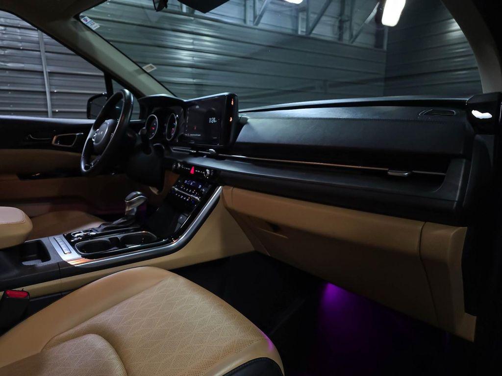 used 2024 Kia Carnival car, priced at $32,995