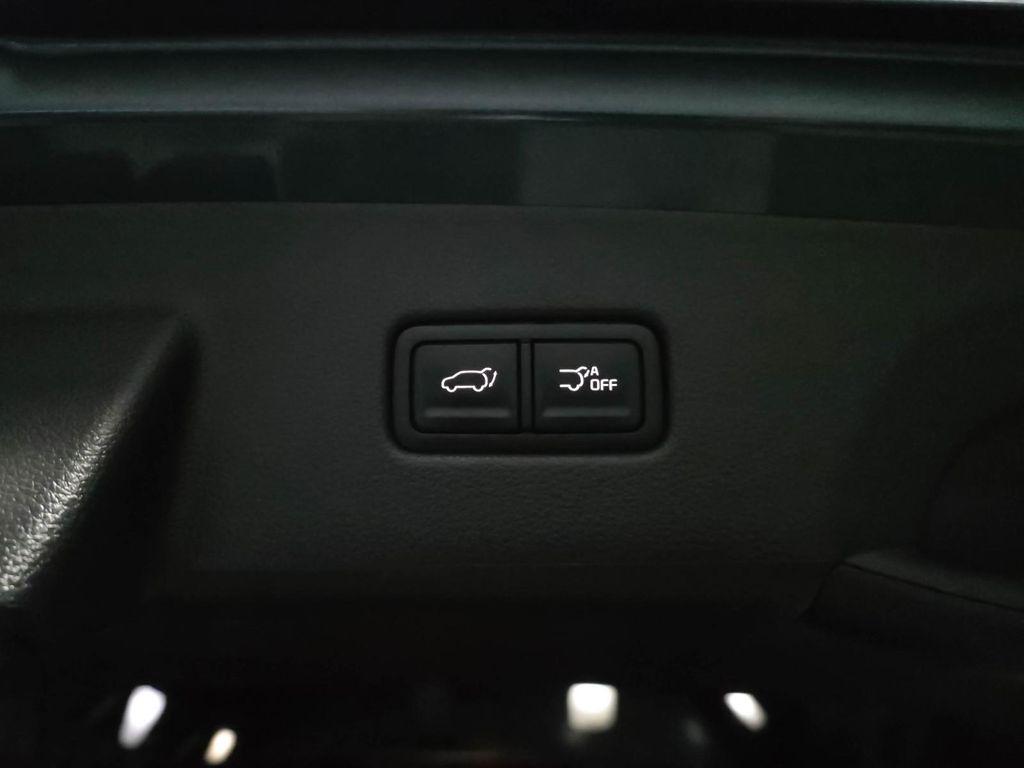 used 2024 Kia Carnival car, priced at $32,995