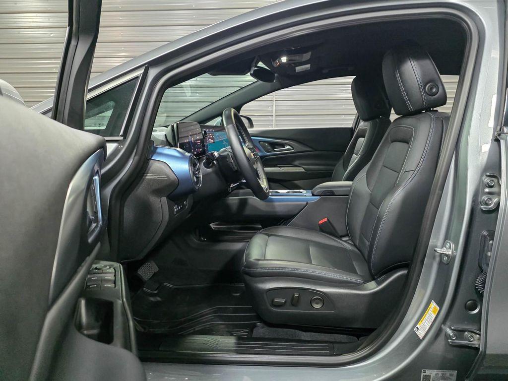 used 2024 Chevrolet Equinox EV car, priced at $25,895