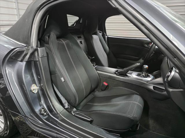 used 2017 FIAT 124 Spider car, priced at $18,995