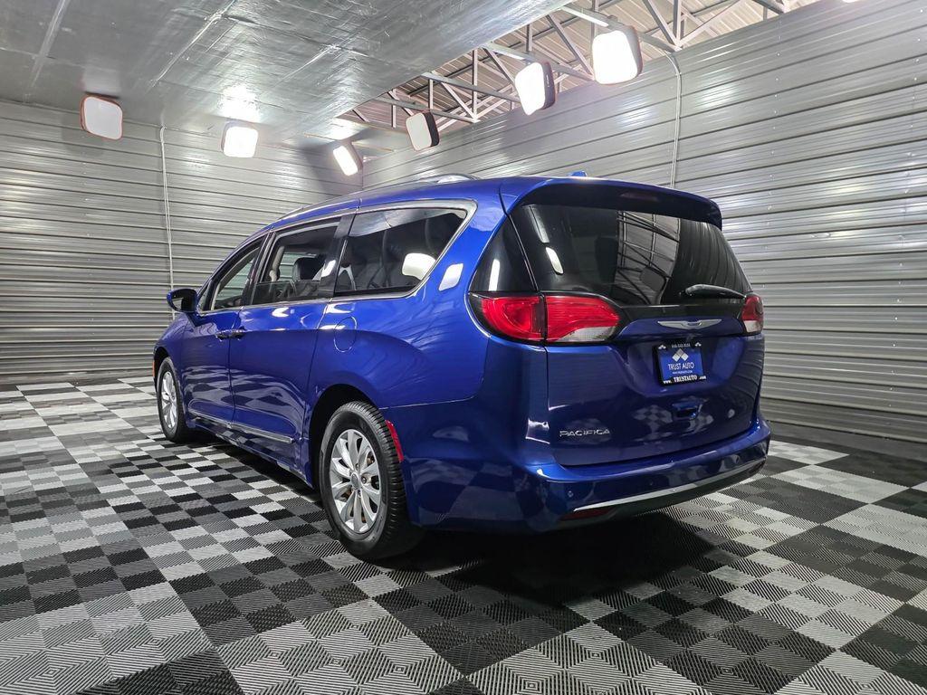 used 2019 Chrysler Pacifica car, priced at $19,995
