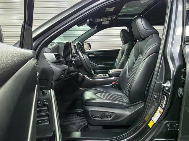 used 2023 Toyota Highlander car, priced at $42,195