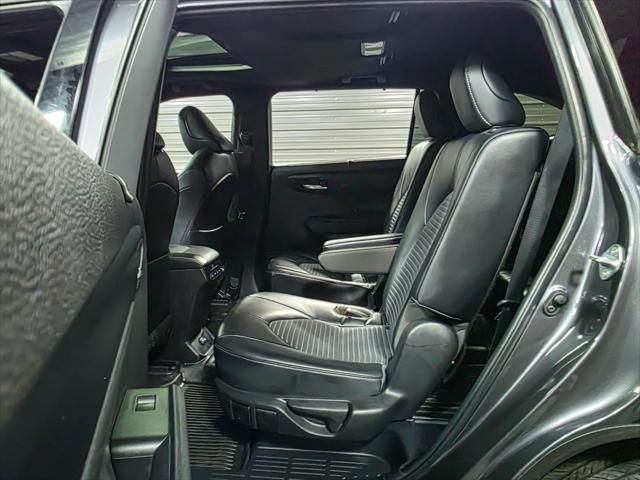 used 2023 Toyota Highlander car, priced at $42,195