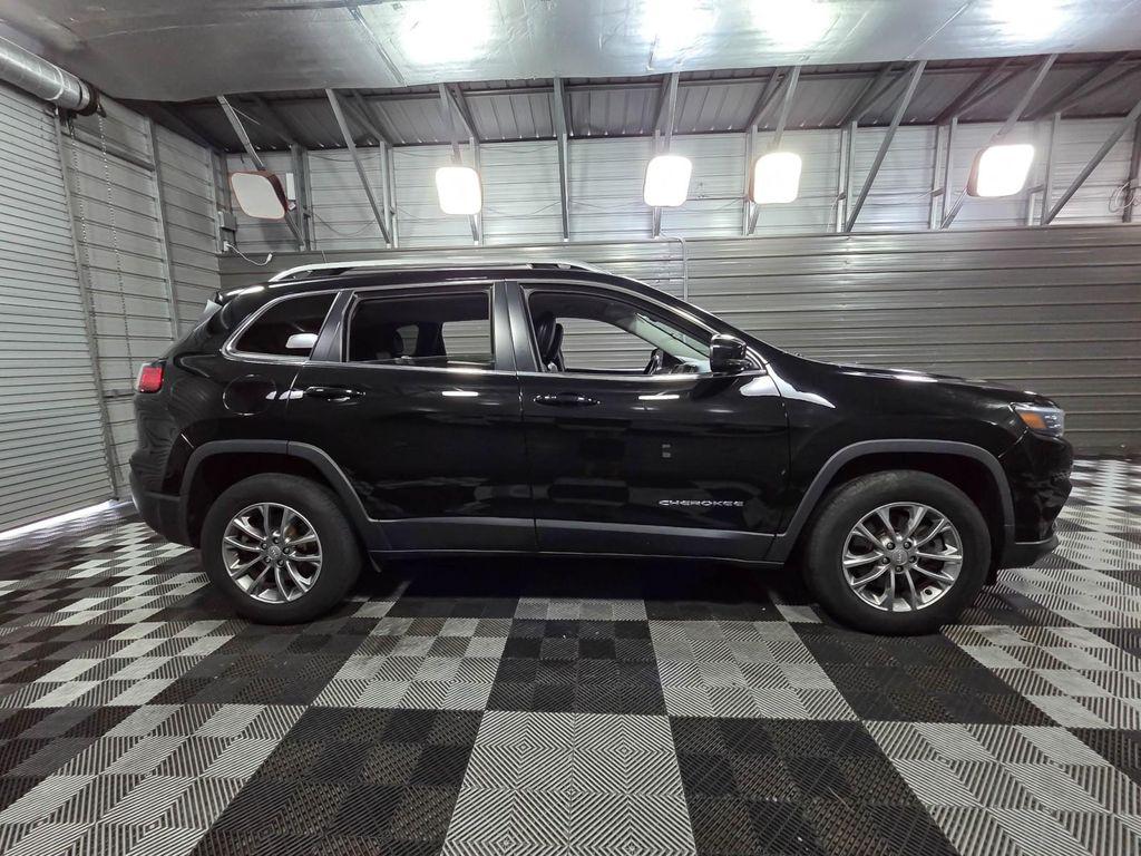 used 2020 Jeep Cherokee car, priced at $12,995