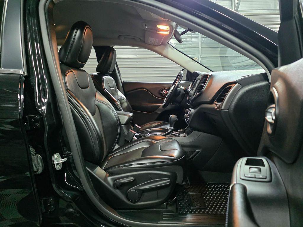 used 2020 Jeep Cherokee car, priced at $12,995