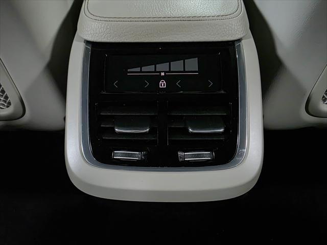 used 2020 Volvo XC90 car, priced at $27,395