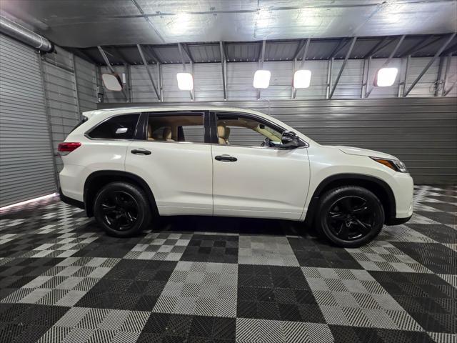 used 2018 Toyota Highlander car, priced at $26,395