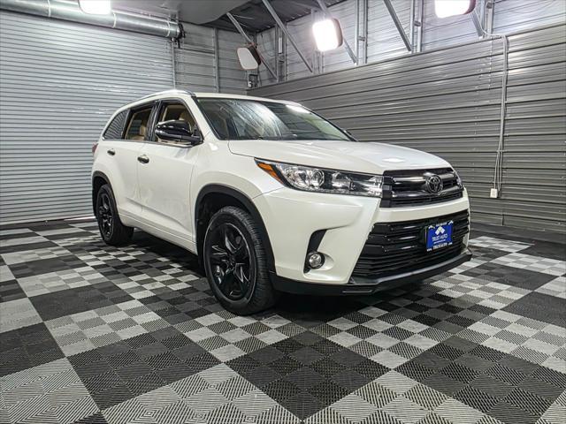 used 2018 Toyota Highlander car, priced at $26,395