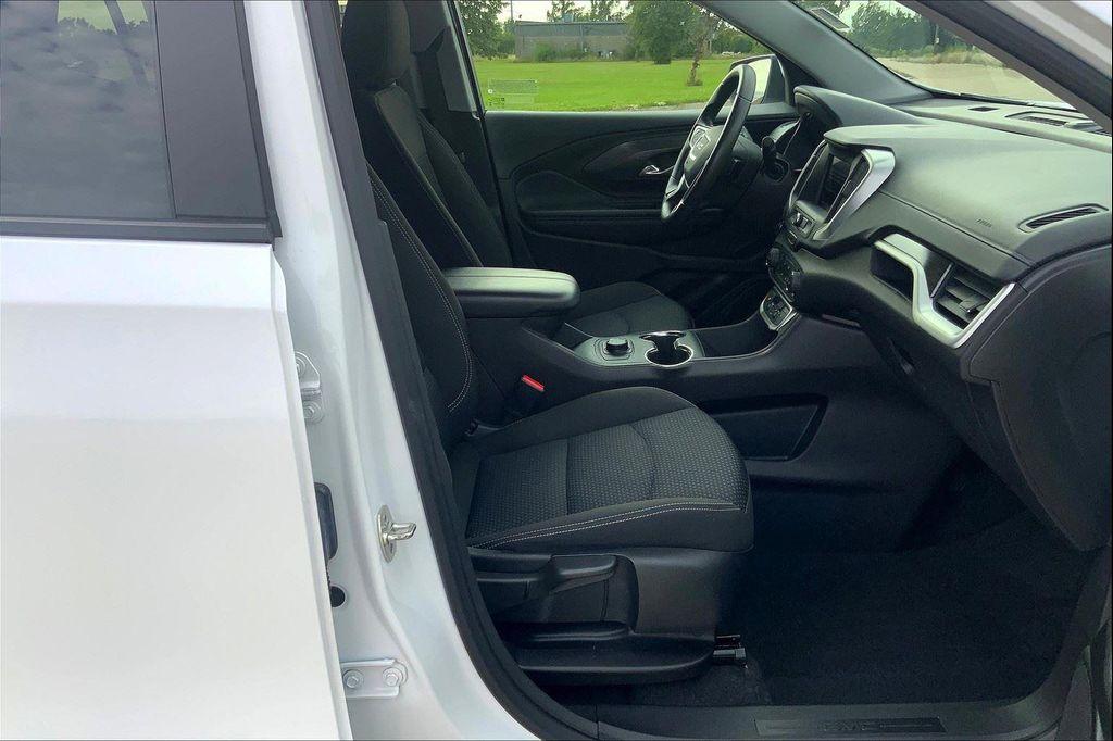 used 2024 GMC Terrain car, priced at $24,085