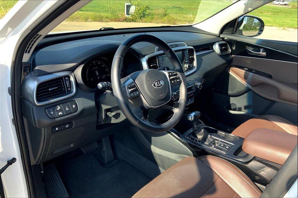 used 2019 Kia Sorento car, priced at $17,476