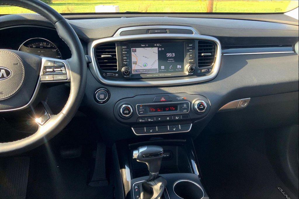 used 2019 Kia Sorento car, priced at $17,476