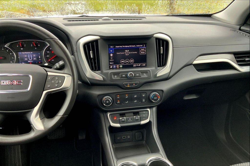 used 2024 GMC Terrain car, priced at $22,624