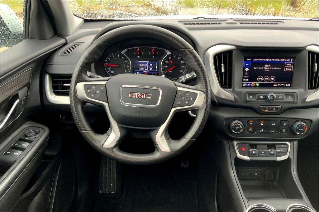used 2024 GMC Terrain car, priced at $22,624