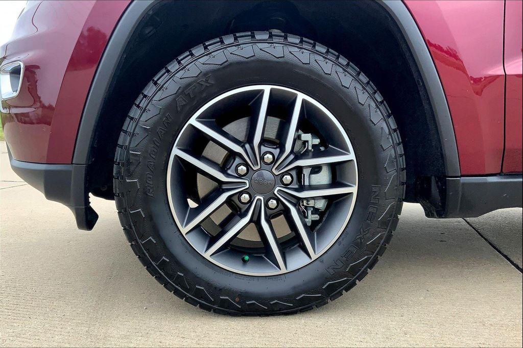 used 2022 Jeep Grand Cherokee car, priced at $25,109