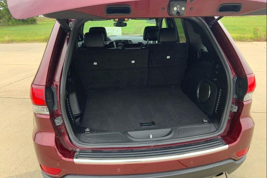 used 2022 Jeep Grand Cherokee car, priced at $25,109