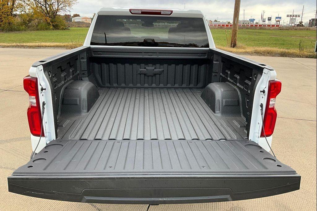 new 2026 Chevrolet Silverado 1500 car, priced at $47,755