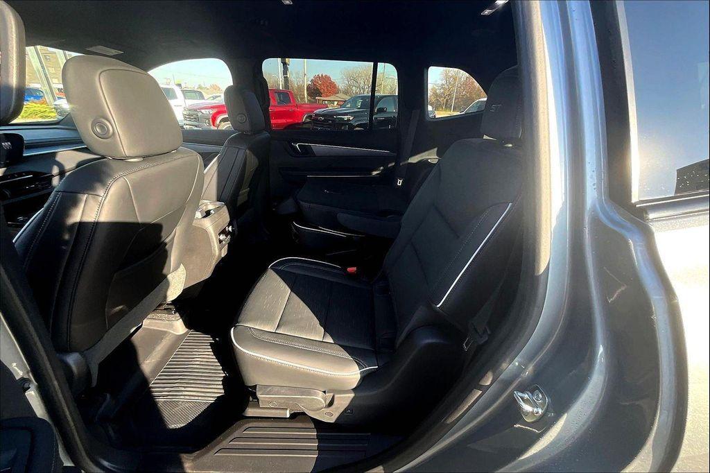 new 2026 Buick Enclave car, priced at $59,225