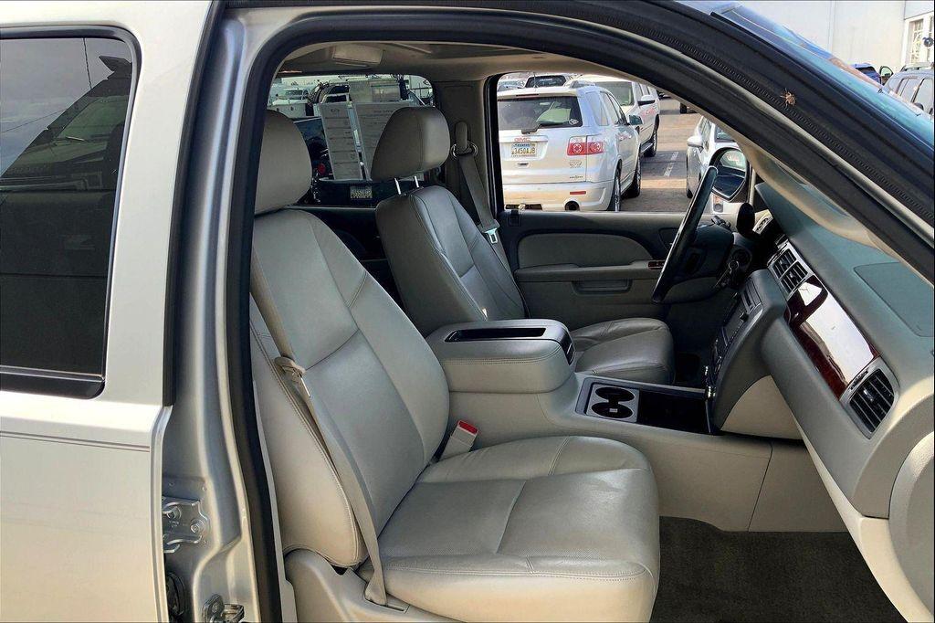 used 2013 GMC Yukon XL car, priced at $8,998