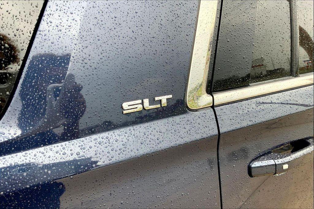 used 2017 GMC Yukon car, priced at $23,390