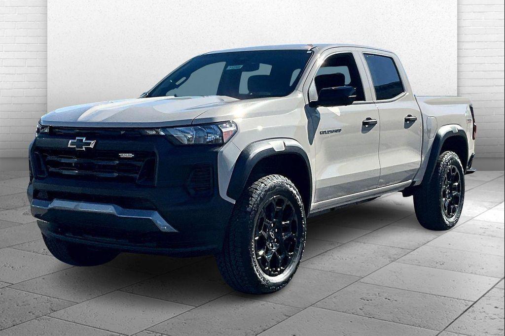 new 2026 Chevrolet Colorado car, priced at $45,235