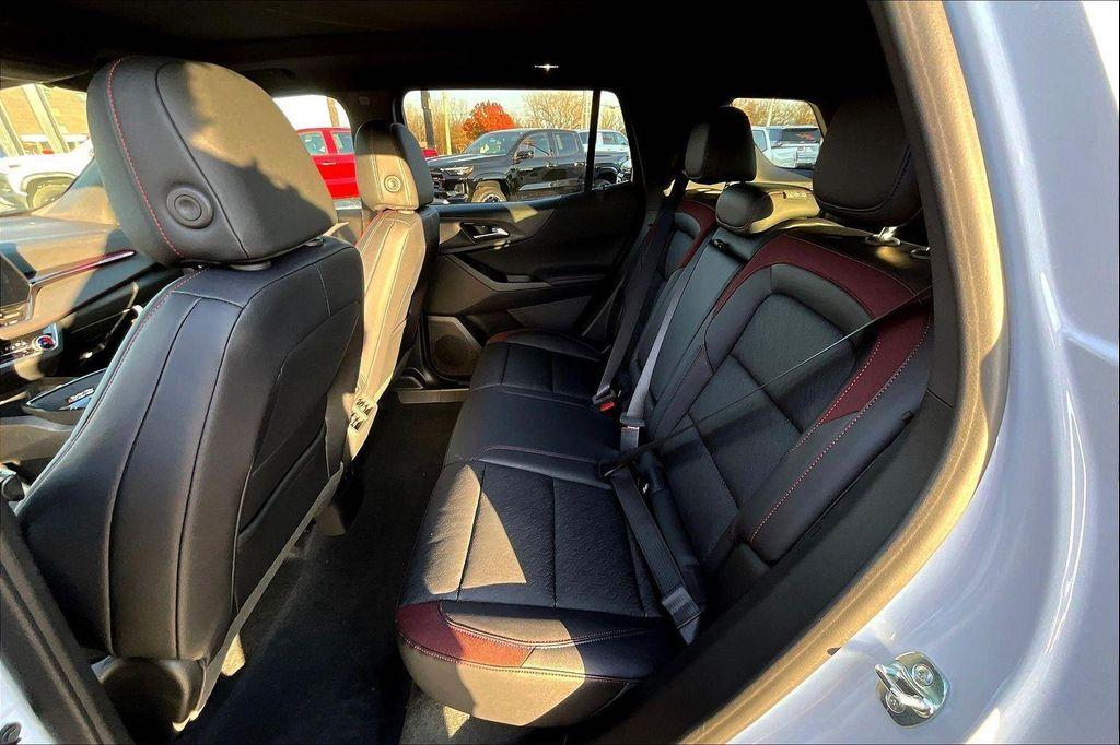 new 2026 Chevrolet Equinox car, priced at $36,960