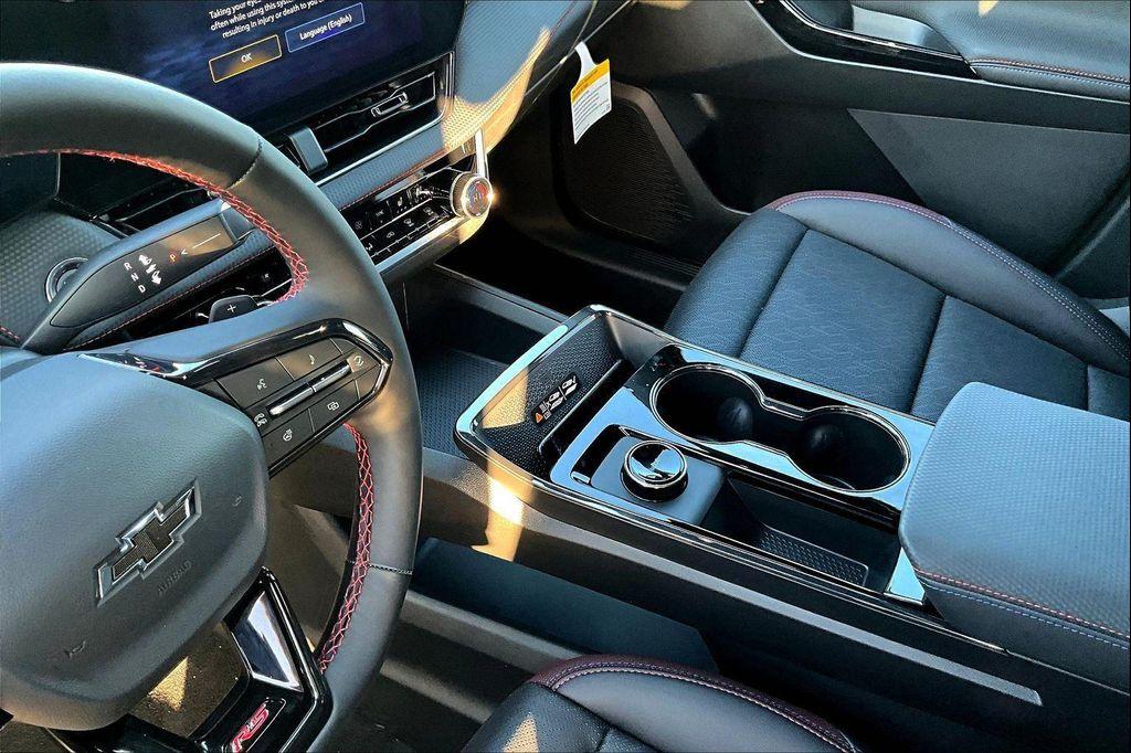 new 2026 Chevrolet Equinox car, priced at $36,960