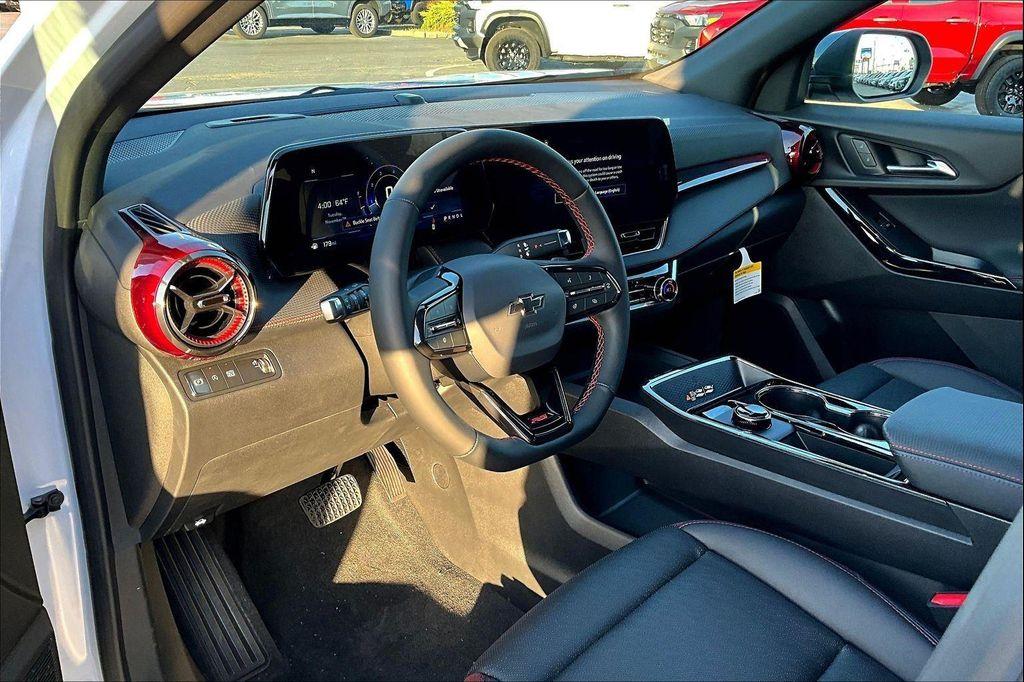 new 2026 Chevrolet Equinox car, priced at $36,960