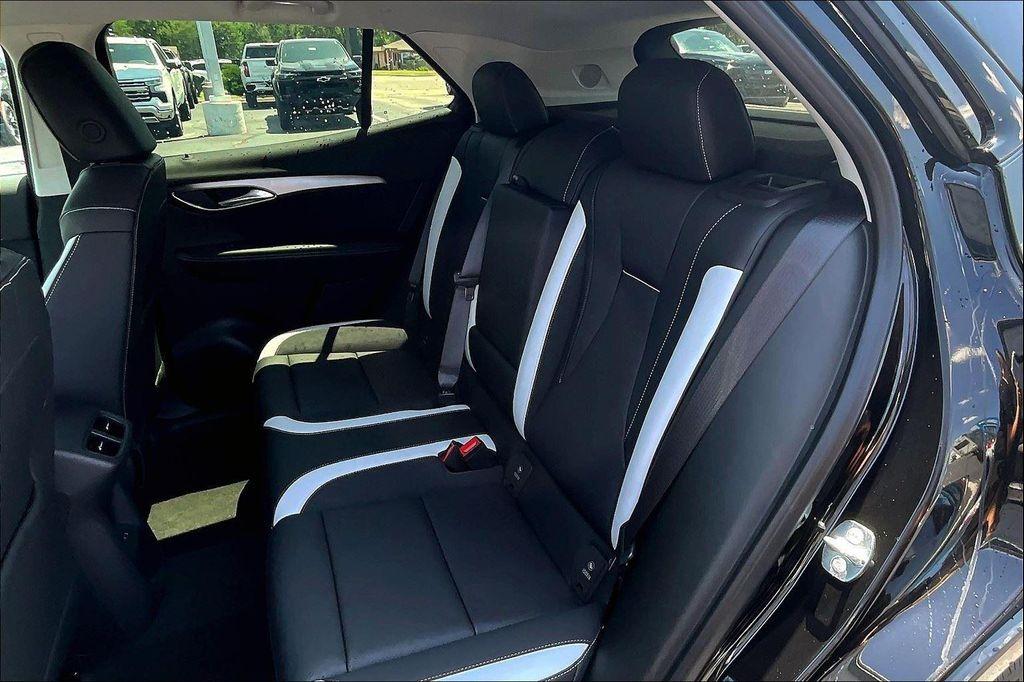 new 2025 Buick Envision car, priced at $38,735