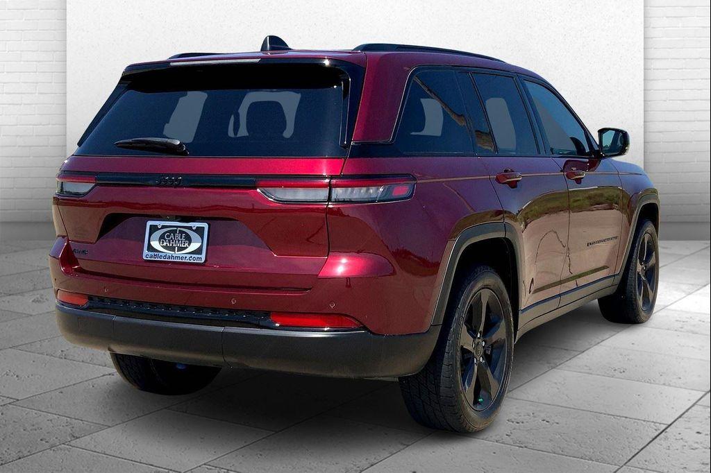 used 2023 Jeep Grand Cherokee car, priced at $28,956
