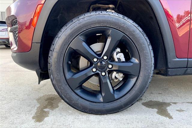 used 2023 Jeep Grand Cherokee car, priced at $30,969