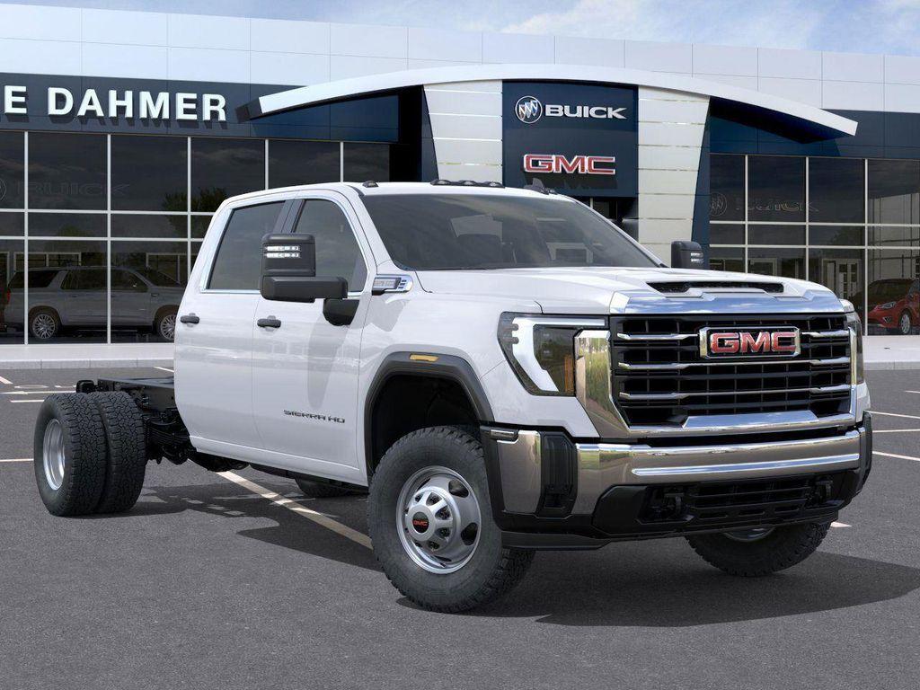 new 2025 GMC Sierra 3500 car, priced at $66,008