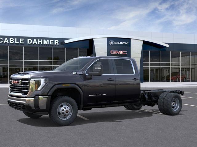new 2025 GMC Sierra 3500 car, priced at $64,258