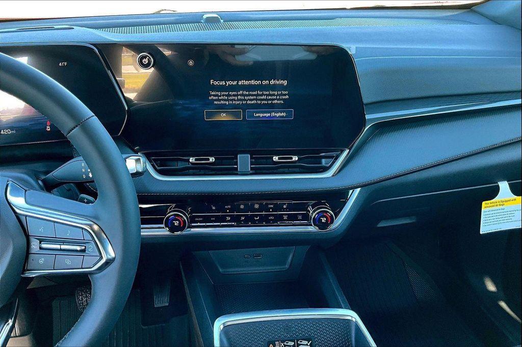 new 2026 Chevrolet Equinox car, priced at $36,680