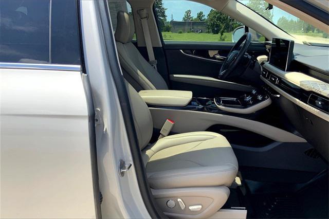 used 2021 Lincoln Nautilus car, priced at $33,989