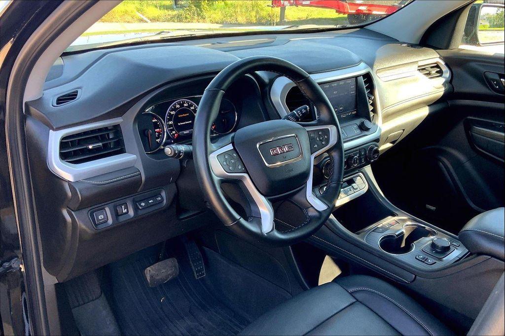 used 2023 GMC Acadia car, priced at $33,007