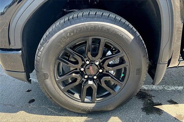 new 2025 GMC Sierra 1500 car, priced at $39,825